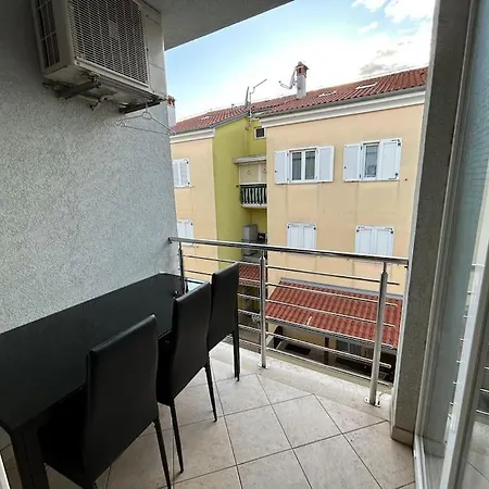 Dua Al Mar With Parking Garage Apartment Rovinj Exterior photo