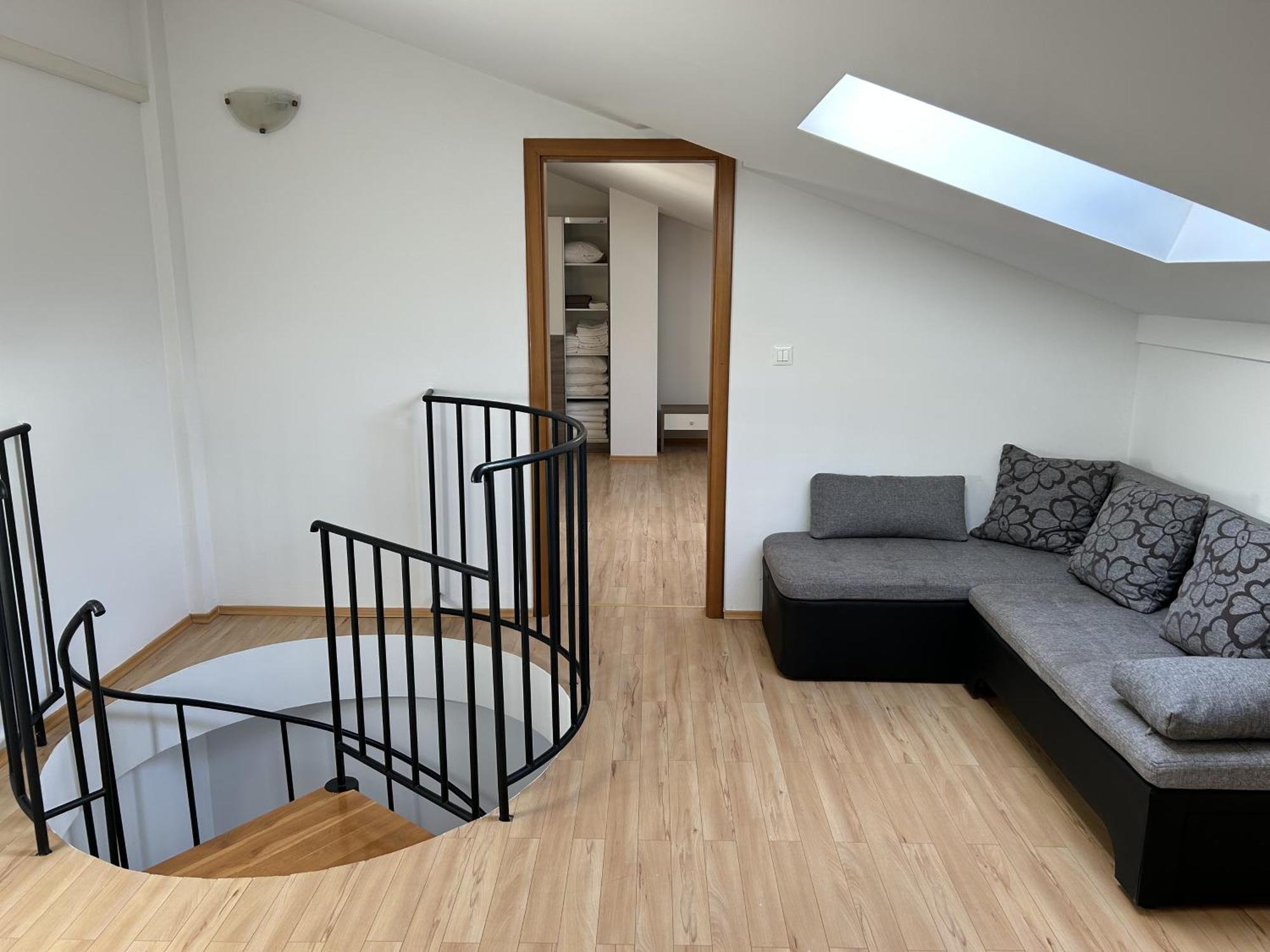 Dua Al Mar With Parking Garage Appartement Rovinj
